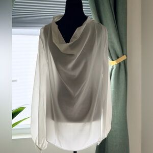 NWT Women’s Aura Top